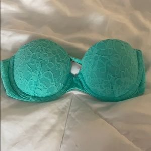 Victoria Secret strapless bra